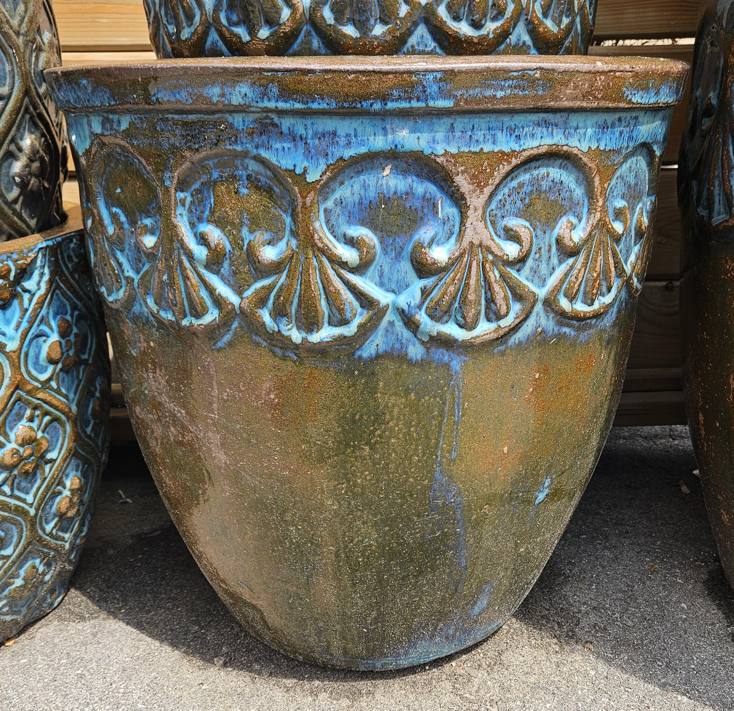 Blue Crest Planter (Med Size)